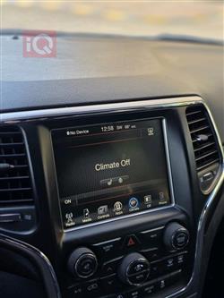 جیپ گراند شیرۆکی